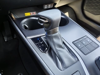 Lexus UX - afbeelding nr 23