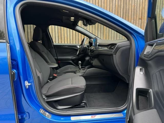 Ford Focus Ford Focus Wagon 1.0 EcoBoost Hybrid ST Line | Navigatiesysteem | Stoelverwarming | Stuurverwarming | LED verlichting | Apple CarPlay | Achteruitrijcamera | Inparkeerhulp | Parkeersensoren voor en achter - afbeelding nr 29