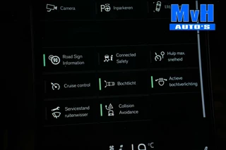 Volvo XC40 Volvo XC40 1.5 T3 Momentum Pro 163PK|360ºCAM|Intellisafe|NAP - afbeelding nr 9