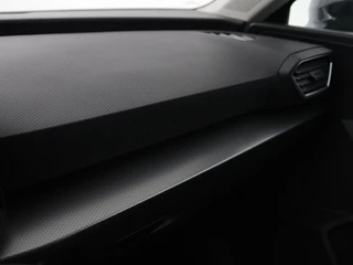 SEAT Leon SEAT Leon 1.5 eTSI Style Launch Edition | Trekhaak |  Carplay | Adaptive cruise | Camera | Navigatie | Park Assist | Climate control - afbeelding nr 18