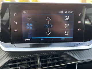 Peugeot 2008 Navigatie Clima + Cruise Controle Dab Lichtmetalen Velgen Carplay Parkeersensoren NL Auto - afbeelding nr 17