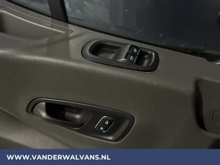 Ford Transit Ford Transit 2.0 TDCI 131pk L3H3 Euro6 Airco | Camera | Cruisecontrol | Parkeersensoren bijrijdersbank, verwarmde voorruit, 2800kg trekvermogen - afbeelding nr 18