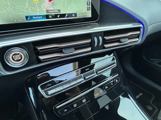 Mercedes-Benz EQC Mercedes EQC 400 4MATIC Premium Plus 80 kWh PANO I INCL. BTW I 1e EIGENAAR I DEALER O.H | SOH 90% - afbeelding nr 16