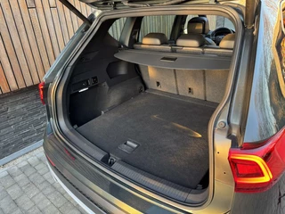 SEAT Tarraco Seat Tarraco 1.5 TSI Xcellence Automaat | Panoramadak | LED verlichting | Stoelverwarming | Adaptive cruise control | 20 inch lichtmetalen velgen | Achteruitrijcamera | Parkeersensoren voor en achter - afbeelding nr 45