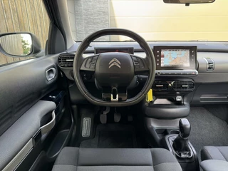 Citroën C4 Cactus Citroen C4 Cactus 1.2 PureTech Shine 110pk Navigatiesysteem | Climate control | Cruise control | Multifunctioneel stuurwiel | Trekhaak | Isofix | Getint glas | Inparkeerhulp | Parkeersensoren voor en achter | Achteruitrijcamera - afbeelding nr 29