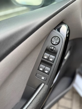 Citroën Grand C4 Spacetourer Citroen Grand C4 SpaceTourer 1.2 PureTech Business Automaat 7Persoons - afbeelding nr 40
