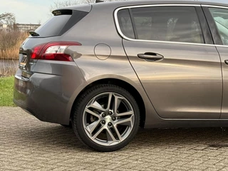 Peugeot 308 Peugeot 308 1.2 PureTech 130pk GT-line - Gris Shark - Led/18'' - 73dkm - afbeelding nr 23