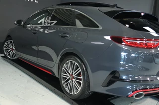 Kia ProCeed Kia ProCeed 1.6 T-GDI GT / PANODAK / KEYLESS / DODEHOEK / MEMORY / CAMERA - afbeelding nr 4
