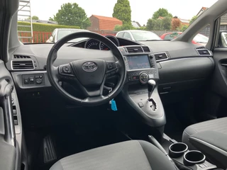 Toyota Verso Toyota Verso 1.8 VVT-i 147 pk Dynamic AUT. | parkeersensor | trekhaak | camera | stoelverwarming | cruise control - afbeelding nr 13