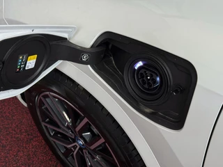 BMW X1 BMW X1 XDRIVE 25E M-SPORT LED ELEK.KLEP NAVI STOELVERW M-SHADOW LINE CARPLAY/ANDROID ZWARTE.HEMEL 10/2024 PHEV PLUG IN HYBRID AWD 4X4 4WD - afbeelding nr 67