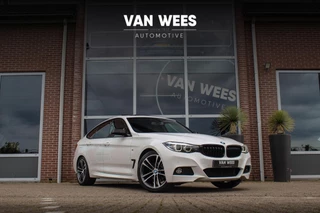 BMW 3 Serie Gran Turismo 320i High Executive M-sport | NL auto | Facelift | Carplay | Sportstoelen | Memory | Panoramadak | 19 inch | Spiegelpakket | Climate control | PDC | Navigatie