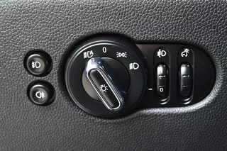 MINI Cooper Rijklaarprijs-Garantie Navigatie Led Sport Interieur 17 Inch Apple-Carplay Stuurverwarming - afbeelding nr 31