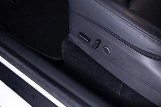 Tesla Model Y - afbeelding nr 10