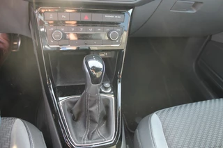 Volkswagen T-Cross Volkswagen T-Cross 1.0 TSI Style Business R-line Automaat Virtual Cockpit - afbeelding nr 20