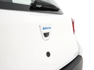 Dacia Spring (INCL-BTW) Aut. *NAVI-FULLMAP | FULL-LEATHER | COMFORT-SEATS | CAMERA | DAB+ | CCS-FASTLOADER | AIRCO | PDC | CRUISE | 14''ALU* - afbeelding nr 22
