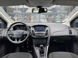 Ford Focus Ford Focus 1.0 Trend | Navigatie | Cruise Control | Parkeersensoren | Airconditioning | NAP - afbeelding nr 2