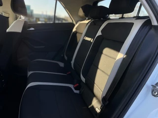 Volkswagen T-Roc - afbeelding nr 26