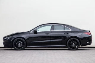 Mercedes-Benz CLA Mercedes-Benz CLA 180 AMG Widescreen, Sfeerverlichting, Camera, 19