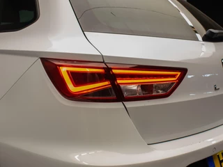 SEAT Leon Seat Leon ST 1.4 EcoTSI FR Connect Sport (APPLECARPLAY,NAVI,CAMERA,CRUISE,LEDER,LED,PDC,SPORTSTOELEN,LM VELGEN,GETINT,NETTE STAAT) - afbeelding nr 29