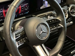 Mercedes-Benz GLA Mercedes GLA-klasse 180 AMG Line | Full | 360 Camera | Memory | Pano | Designo Matt Grey | Trekhaak | - afbeelding nr 7
