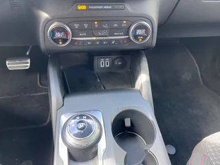 Ford Focus Ford Focus WAGON 1.5 ECOBLUE TITANIUM AUT. / CARPLAY / NAVI / TREKHAAK - afbeelding nr 13