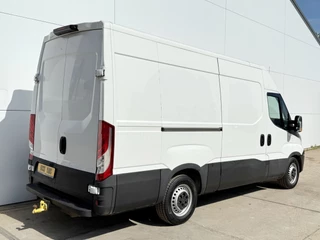 Iveco Daily L2H2 Luchtvering Trekhaak Cruise Control Climate Control Lucht Geveerde Bestuurdersstoel - afbeelding nr 3