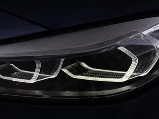 BMW 1 Serie BMW 1-serie 118i Intro Ed. | Carplay | Full LED | Sportstoelen  | Navigatie | Climate control | Bleutooth | PDC | Trekhaak | Sfeerverlichting - afbeelding nr 30