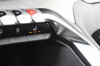 Peugeot 5008 Peugeot 5008 1.2 130PK AUTOMAAT GT | NAVIGATIE | APPLE CARPLAY/ANDROID AUTO | ADAPTIVE CRUISE CONTROL | KEYLESS ENTRY/START | FULL LED KOPLAMPEN | 18