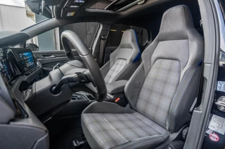 Volkswagen Golf Volkswagen Golf 1.4 eHybrid GTE | Pano | IQ Light | Dodehoek - afbeelding nr 15