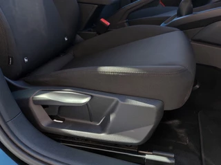 Audi A1 Sportback 25 TFSI 96pk Pro Line | Origineel NL | App Connect | Clima | Cruise | Virtual Dashboard | Pdc | 15''lm | Bluetooth Carkit+Streaming | Rijstrook+Licht+Regensensor - afbeelding nr 32