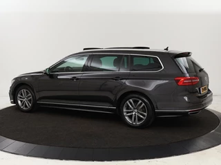 Volkswagen Passat Volkswagen Passat Variant 1.5 TSI HL Bns R | Panoramadak | Leder | Keyless |  Stoelverwarming | Carplay | Adaptive Cruise | Elektrische achterklep - afbeelding nr 2