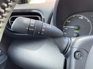 Toyota Yaris Toyota Yaris 1.5 Hybrid 115 Active Plus | Stuur + Stoelverwarming | Sensoren - afbeelding nr 9