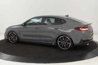 Hyundai i30 Hyundai i30 Fastback N2 2.0 T-GDI | Stoel & stuurverwarming | Full LED | Memory | Camera | Carplay | Leder/Alcantara | Keyless | Navigatie - afbeelding nr 2