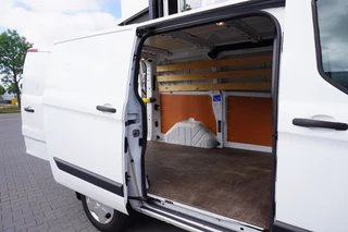 Ford Transit Custom Ford Transit Custom 2.0 TDCI 130PK EURO 6 - Airco - Navi - Cruise - €14.900,- Excl. - afbeelding nr 8