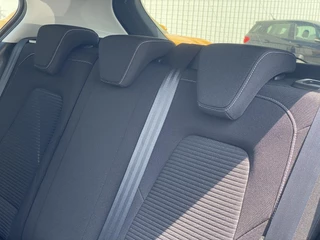 Ford Focus Ford Focus 1.0 EcoBoost Hybrid Titanium 125pk | Winterpack | Parking Pack | SYNC 4 Navigatie | 16 inch Licht metalen velgen - afbeelding nr 14
