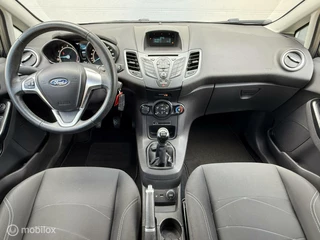 Ford Fiesta Ford Fiesta 1.0 Style 80pk 2016 5deurs / Airco / Led verlichting / 2e eigenaar NAP - afbeelding nr 10