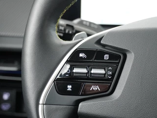 Kia EV6 - Sportstoelen - Panoramadak - 21 inch LM velgen - Navigatie - 360 graden camera - Fabrieksgarantie tot 11-2029 - afbeelding nr 34