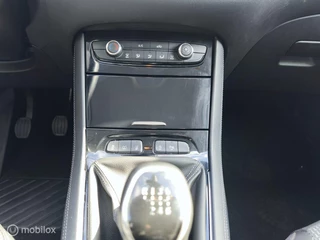 Opel Grandland X Opel Grandland X 1.2 Turbo / 2018 / 1ste Eigenaar / Zuinig / Meeneemprijs / - afbeelding nr 16