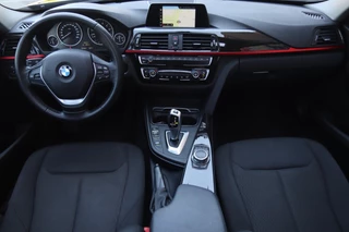 BMW 3 Serie BMW 3-serie Touring 318i Sportline / PANODAK / LED / PDC V+A / NAVI - afbeelding nr 6