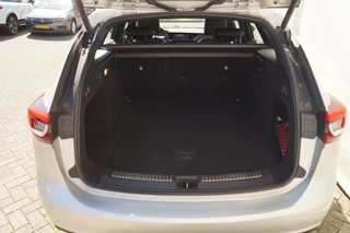 Opel Insignia Opel Insignia Sports Tourer 1.6 CDTI Business Executive -NAVI-ECC- - afbeelding nr 24