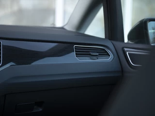Volkswagen Golf Sportsvan | LED | Pano | Trekhaak wegklapb. | Park Assist | Voorruitverwarming | Camera achter | Winterpakket | Navi | ACC | Alarm | Spiegelpakket - afbeelding nr 29