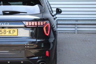 Lynk & Co 01 Lynk & Co 01 Black Edition 1.5 PHEV 262pk Automaat NL-Auto NAP BTW Clima Cruise Navi 360 Camera Panoramadak 20