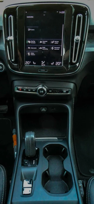 Volvo XC40 Volvo XC40 2.0 T4 Momentum - afbeelding nr 9