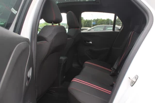 Opel Corsa Opel Corsa 1.2 GS Line / Full option! / Panoramadak / Camera / Navigatie / Matrix LED / 17'' / Armsteun / Premiumpakket / Winterpakket / Cruise Control - afbeelding nr 11