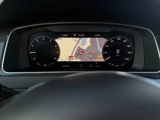 Volkswagen Golf Volkswagen Golf 1.0 TSI Highline – Panoramadak | Virtual Cockpit | Navi | Nieuwstaat | Zeer Compleet | Dealeronderhouden - afbeelding nr 21