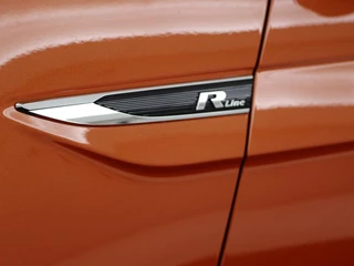 Volkswagen Polo Volkswagen Polo 1.0 TSI R-Line | Stoelverwarming | Camera |  Carplay | Climate control | Adaptive cruise | Full LED | Navigatie | Virtual Cockpit - afbeelding nr 25