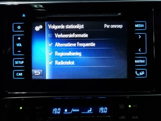Toyota Auris Toyota Auris 1.8 Hybrid Touring Sports Executive / Pano - afbeelding nr 46