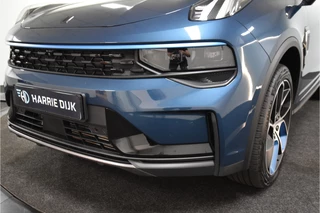 Lynk & Co 01 | 360 Camera | 7.4 kWh boordlader | Donkere hemel | S/K-panodak | Adapt. Cruise | Memory | Elek. klep | LM 20