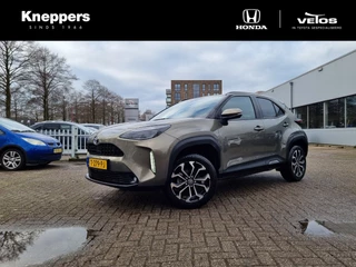 Toyota Yaris Cross Allseasonbanden, Navigatie, Cruise , All-in Rijklaarprijs - afbeelding nr 1