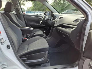 Suzuki Swift Suzuki Swift 1.2 Exclusive EASSS | Airco | Cruise | Keyless | Stoelverwarming | LMV | - afbeelding nr 25